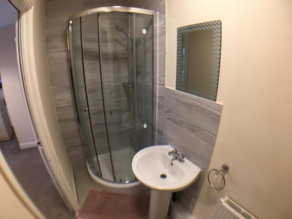 Very Large House, 6 Beds, 4 Bedrooms, 3 Bathrooms, 5 Smart Tv'S & Van Parking Бостон Экстерьер фото
